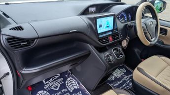 Toyota Noah 1.8L HYBRID AUTO 7 SEATS 5 DR