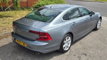 Volvo S90 2.0 D4 Momentum Saloon 4dr Diesel Auto Euro 6 (s/s) (190 ps)