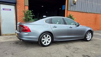 Volvo S90 2.0 D4 Momentum Saloon 4dr Diesel Auto Euro 6 (s/s) (190 ps)