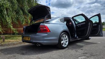 Volvo S90 2.0 D4 Momentum Saloon 4dr Diesel Auto Euro 6 (s/s) (190 ps)