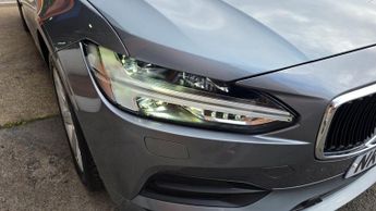Volvo S90 2.0 D4 Momentum Saloon 4dr Diesel Auto Euro 6 (s/s) (190 ps)