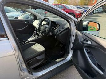 Ford Focus 1.0T EcoBoost Zetec Edition Auto Euro 6 (s/s) 5dr