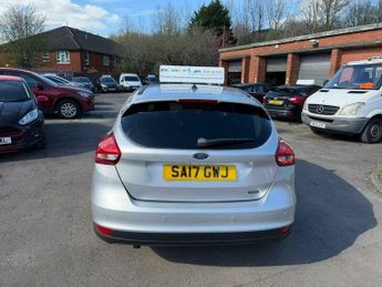 Ford Focus 1.0T EcoBoost Zetec Edition Auto Euro 6 (s/s) 5dr