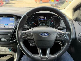 Ford Focus 1.0T EcoBoost Zetec Edition Auto Euro 6 (s/s) 5dr