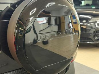 Land Rover Defender 110 DEFENDER XS EDITION D MHE