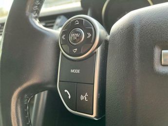 Land Rover Discovery 3.0 TD V6 First Edition Auto 4WD Euro 6 (s/s) 5dr