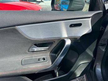 Mercedes-Benz A Class 1.3 A200 AMG Line (Premium) 7G-DCT Euro 6 (s/s) 5dr