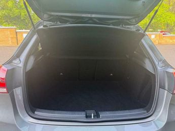 Mercedes-Benz A Class 1.3 A200 AMG Line (Premium) 7G-DCT Euro 6 (s/s) 5dr