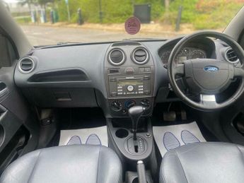 Ford Fiesta 1.6 Ghia 5dr