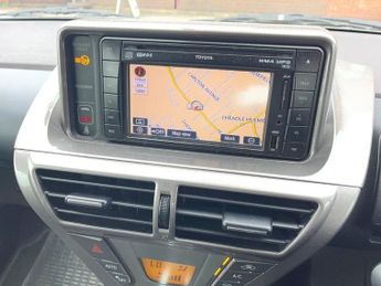 Toyota iQ 1.0 VVT-i 2 Hatchback 3dr Petrol Manual Euro 4 (68 bhp)