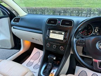 Volkswagen Golf 1.6 TDI BlueMotion Tech SE DSG Euro 5 (s/s) 5dr