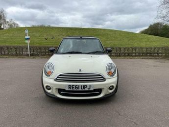 MINI Convertible 2.0 Cooper D Auto Euro 5 2dr