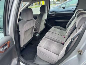 Ford Fiesta 1.6 16v SE 5dr (a/c)