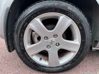 Ford Fiesta 1.6 16v SE 5dr (a/c)