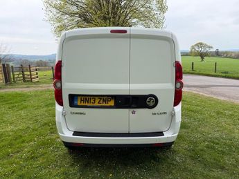 Vauxhall Combo 2300 L2H1 CDTI S/S SPORTIVE