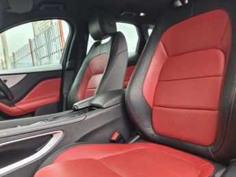 Jaguar F-Pace R-SPORT AWD