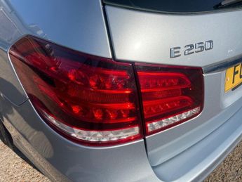 Mercedes-Benz E Class 2.1 E250 CDI AMG Sport Estate 5dr Diesel G-Tronic+ Euro 5 (s/s) 