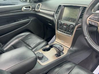 Jeep Grand Cherokee 3.0 V6 CRD Overland SUV 5dr Diesel Auto 4WD Euro 6 (247 bhp)