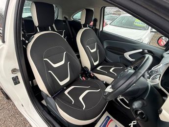 Ford Ka ZETEC WHITE EDITION