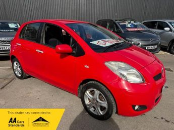 Toyota Yaris VVT-I TR -ONLY 59685 MILES, ONLY £35 ROAD TAX, SERVICE HISTORY, 
