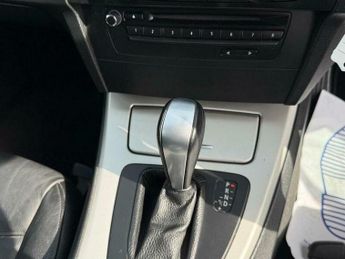 BMW 3 SERIES 2.0 318i SE Business Edition Steptronic Euro 5 4dr