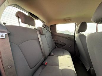 Chevrolet Spark 1.0i Euro 5 5dr