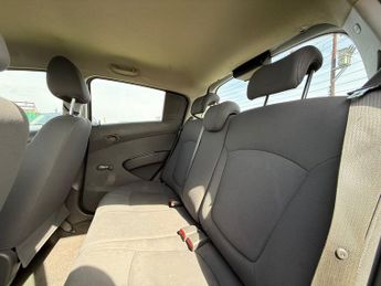 Chevrolet Spark 1.0i Euro 5 5dr