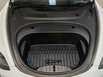 Tesla Model 3 (Dual Motor) Long Range Auto 4WDE 4dr