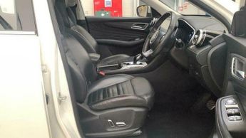 MG MG HS 1.5 T-GDI 16.6kWh Exclusive Auto Euro 6 (s/s) 5dr