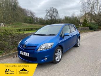 Toyota Auris 1.6 V-Matic SR Hatchback 5dr Petrol Manual Euro 5 (132 ps)