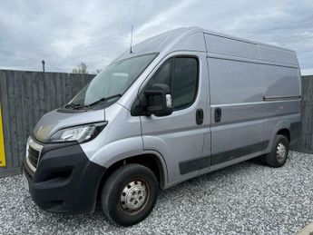 Peugeot Boxer 2.2 BlueHDi 335 Professional L2 H2 Euro 6 (s/s) 5dr