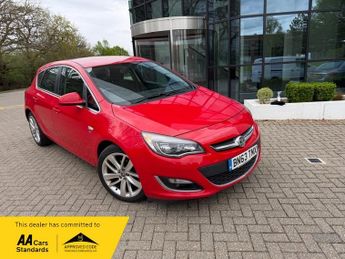 Vauxhall Astra 1.6 16v SRi Hatchback 5dr Petrol Manual Euro 5 (115 ps)