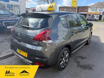 Peugeot 3008 HYBRID4 ALLURE