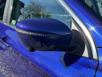 Nissan Qashqai 1.6 dCi Tekna XTRON 2WD Euro 5 (s/s) 5dr