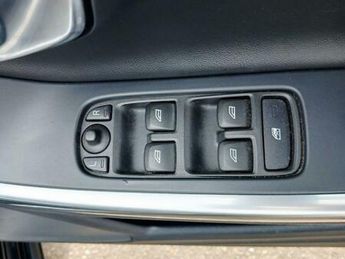 Volvo S60 2.0 T4 R-Design Nav Auto Euro 6 (s/s) 4dr