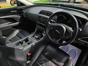 Jaguar XE 2.0d Prestige Auto Euro 6 (s/s) 4dr