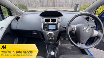 Toyota Yaris VVT-I T SPIRIT