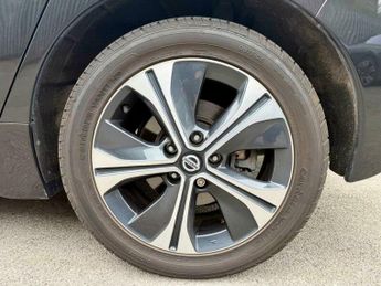 Nissan Leaf 40kWh Tekna Auto 5dr