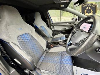Volkswagen Golf R TSI 4MOTION DSG