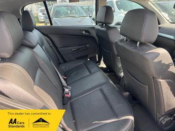 Vauxhall Astra ELITE 16V E4