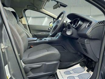 Peugeot 3008 1.6 e-HDi Active EGC Euro 5 (s/s) 5dr