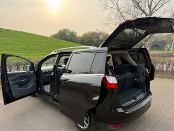 Ford Grand C-Max 2.0 TDCi Titanium Powershift Euro 5 5dr