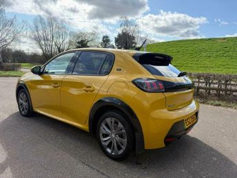 Peugeot 208 50kWh Allure Auto 5dr