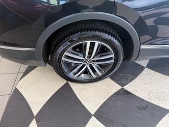 Volkswagen Tiguan ELEGANCE TDI DSG AUTO 7 SEATER 44000 MILES 73 PLATE PANO ROOF