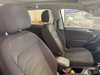 Volkswagen Tiguan ELEGANCE TDI DSG AUTO 7 SEATER 44000 MILES 73 PLATE PANO ROOF