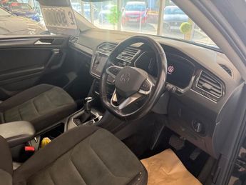 Volkswagen Tiguan ELEGANCE TDI DSG AUTO 7 SEATER 44000 MILES 73 PLATE PANO ROOF