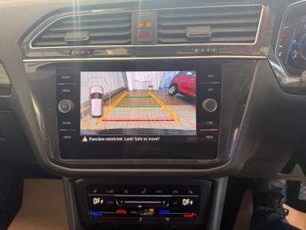 Volkswagen Tiguan ELEGANCE TDI DSG AUTO 7 SEATER 44000 MILES 73 PLATE PANO ROOF