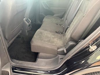 Volkswagen Tiguan ELEGANCE TDI DSG AUTO 7 SEATER 44000 MILES 73 PLATE PANO ROOF