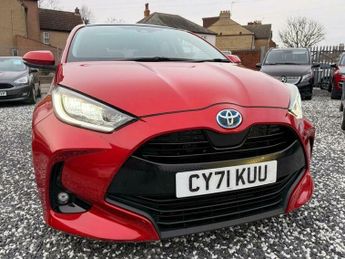 Toyota Yaris 1.5 VVT-h Design E-CVT Euro 6 (s/s) 5dr