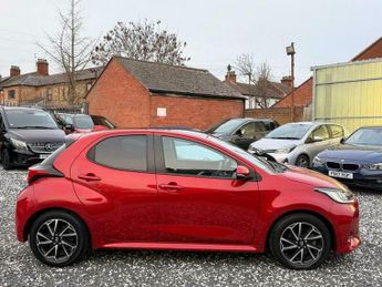 Toyota Yaris 1.5 VVT-h Design E-CVT Euro 6 (s/s) 5dr